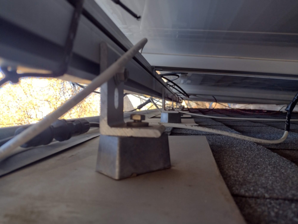 Loose lag screw
